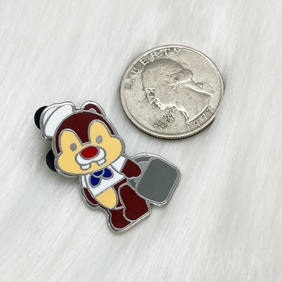 🔮‎ 5/$25 Disney Cruise Line Chip N Dale Cute Dale Sailor Pin - Picture 2 of 3